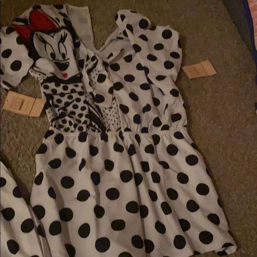 Disneyland paris size large romper